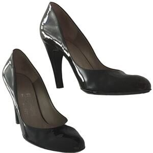 Salvatore Ferragamo patent leather heels EUC Size 8.5